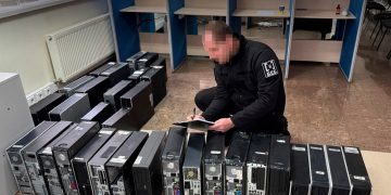 В Україні викрили мережу кол-центрів, які ошукали людей на понад 100 млн гривень