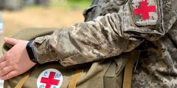 Зеленський підписав указ про заборону переводу медиків на військові посади, не пов’язані з медичною службою